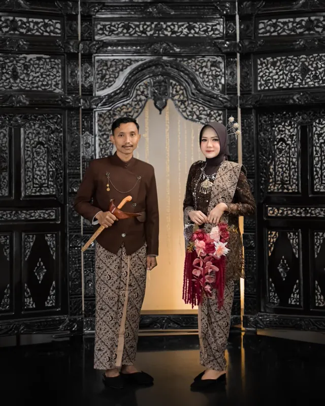 Undangan Pernikahan Online Yana & Riko - Eevent.id